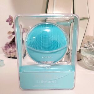 NIB Foreo Luna Mini 3 in Aqua Blue Facial Cleansing Massager